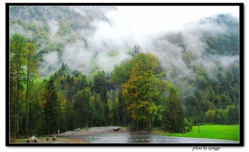 阿尔卑斯山间公路小景
