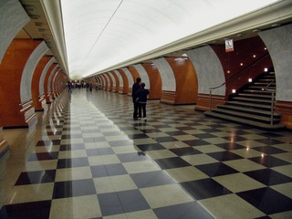 莫斯科地铁站台2.jpg