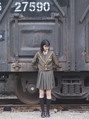 001