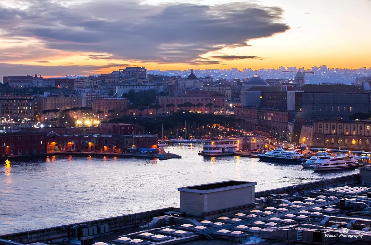 那不勒斯港之夜