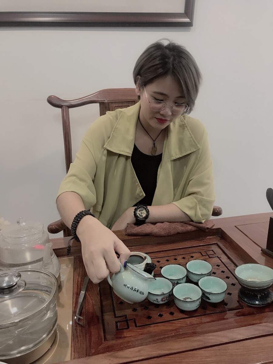 雅韵香茶具怎么用,这些茶具怎么用?