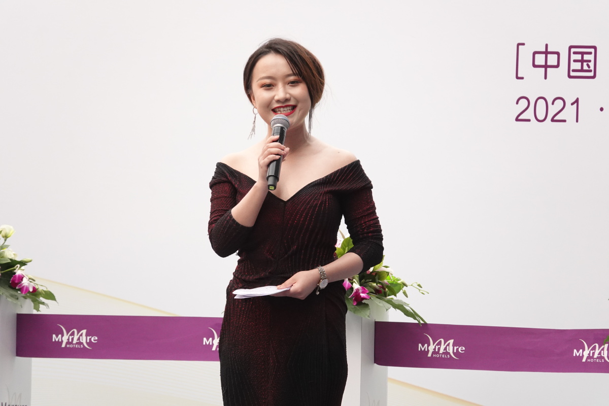 美女主持人 - 大兵--在路上 - 图虫