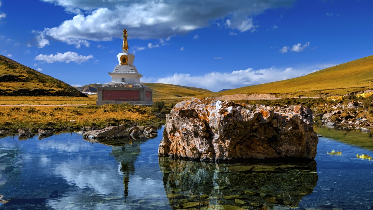 天峻扎西郡乃神山神水
