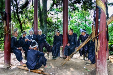 IMG_5318.jpg岜沙汉子1