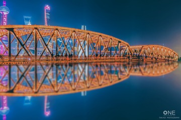 279358