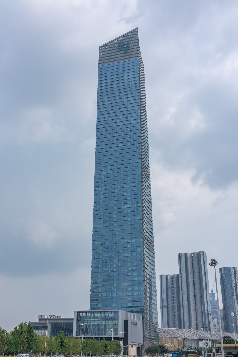 沈阳市府恒隆广场办公楼沈阳康莱德酒店