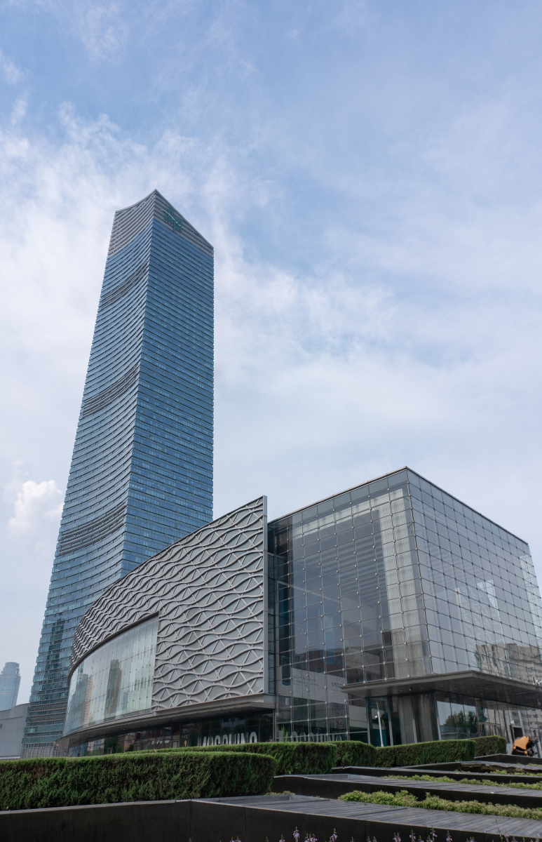 沈阳市府恒隆广场办公楼沈阳康莱德酒店