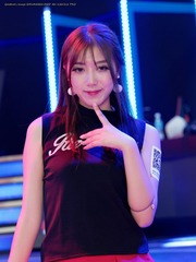 337823