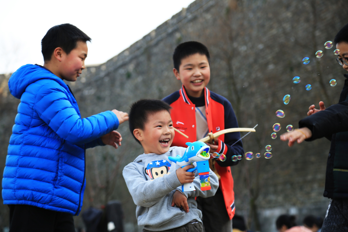 最喜小儿无赖 - 人像, 纪实, 街拍中国五月赛,