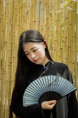 001