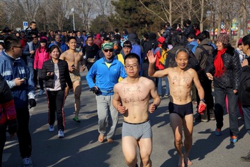 IMG_7725-快乐健身光猪跑（组照8—7）+耿光璧+13521416862