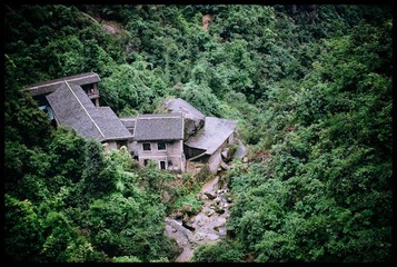 山间的农舍