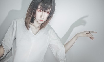 002