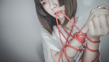 005