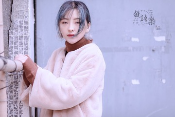 576947