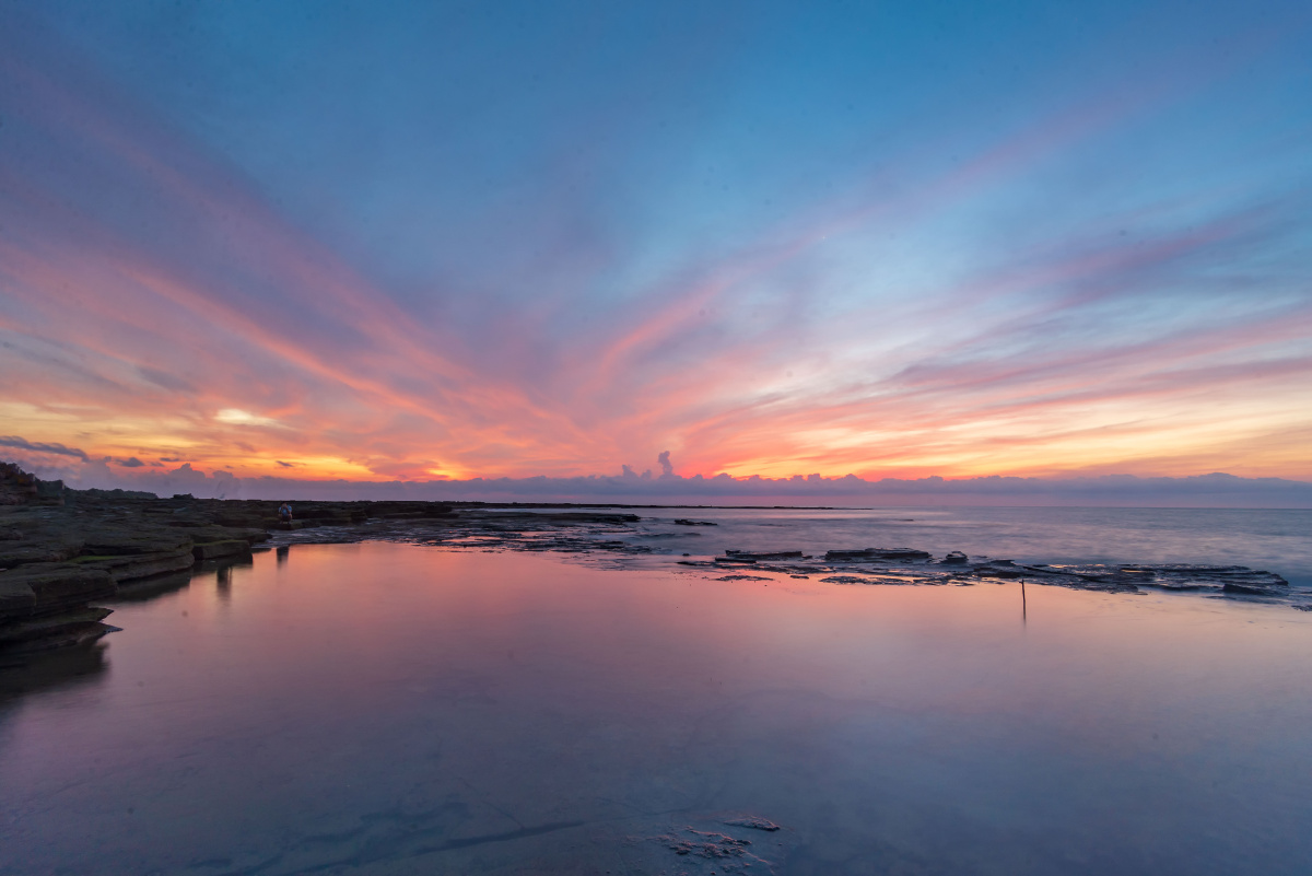涠洲岛五彩滩日出