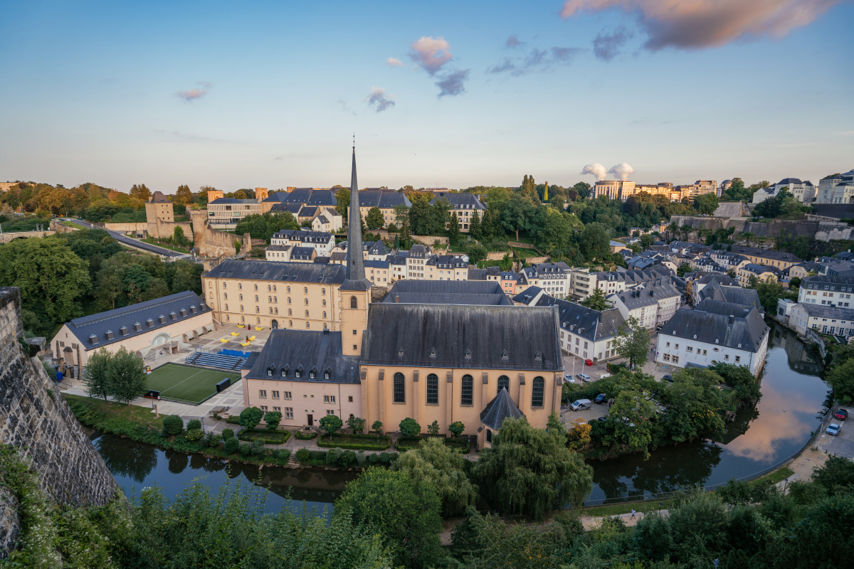 卢森堡老城 - 汉大将军袁绍 - 图虫