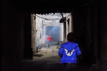 001