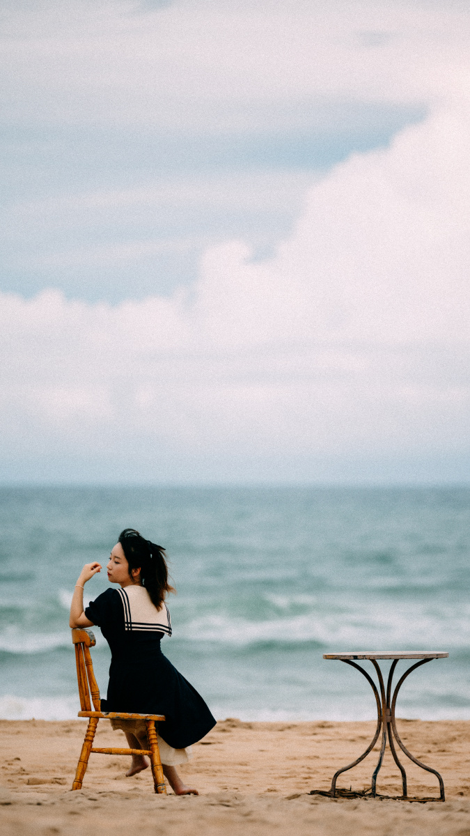 身边有了和你一起看风景的人你的整个人都会变得安静温柔总有那么一个