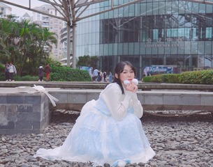 001