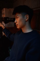 001