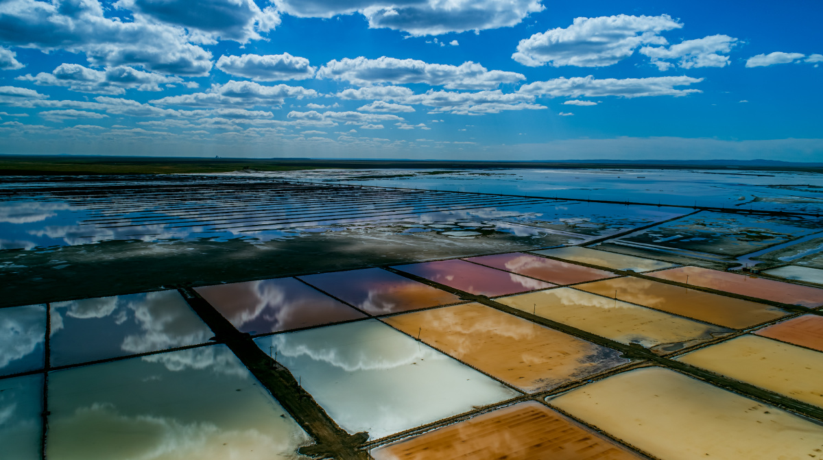 内蒙古额吉淖尔盐湖