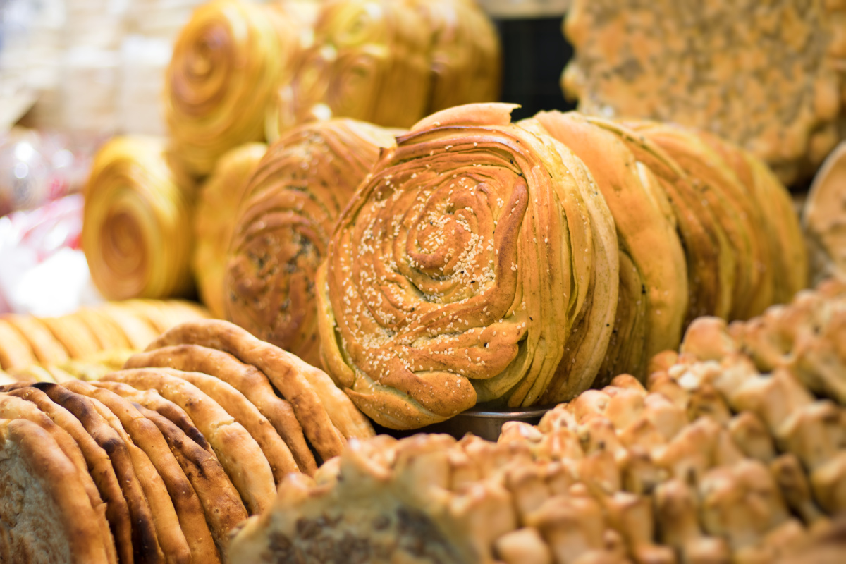 中国西安-回民街油酥馍 特色美食 传统美食