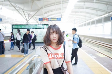 001