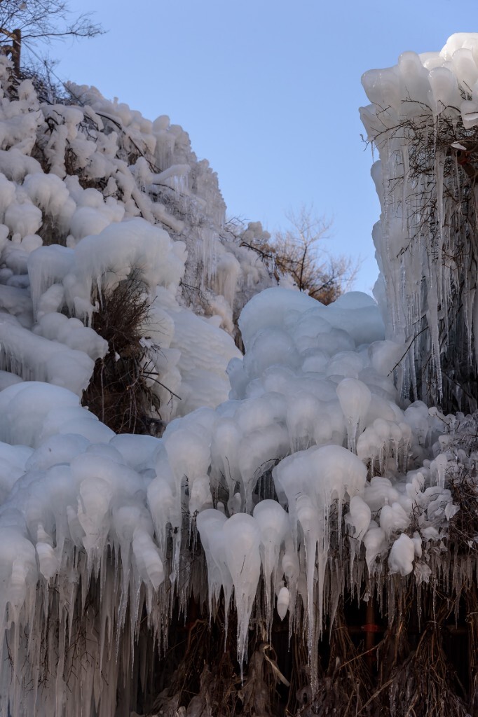 屋顶积雪