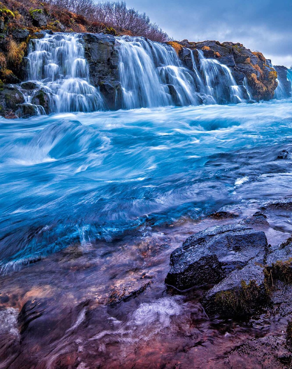 冰岛蓝瀑布