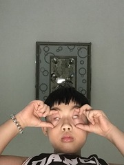 001