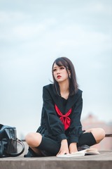 001