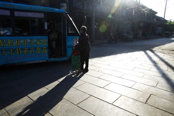 坐车