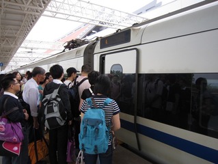 4960975