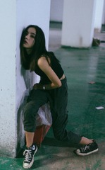 001