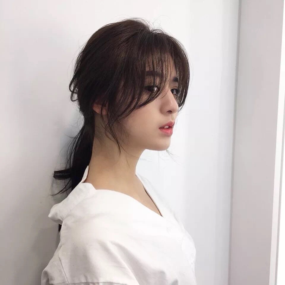 今天分享一款网红疯狂打卡的刘海有人叫八字刘海法式刘海韩式刘海算了