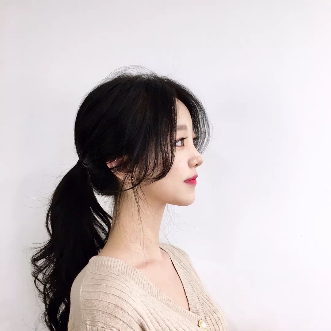 今天分享一款网红疯狂打卡的刘海有人叫八字刘海法式刘海韩式刘海算了