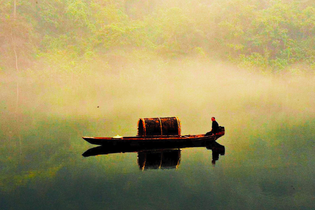 雾江之舟拍摄于湖南东江