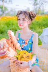 5DC2521B-F11A-41C0-8BCF-11DF93735006/L0/001