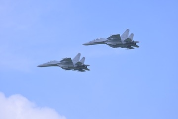 6087779