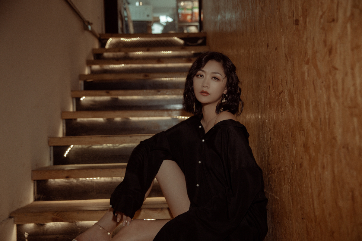 张璐瑶二厂写真