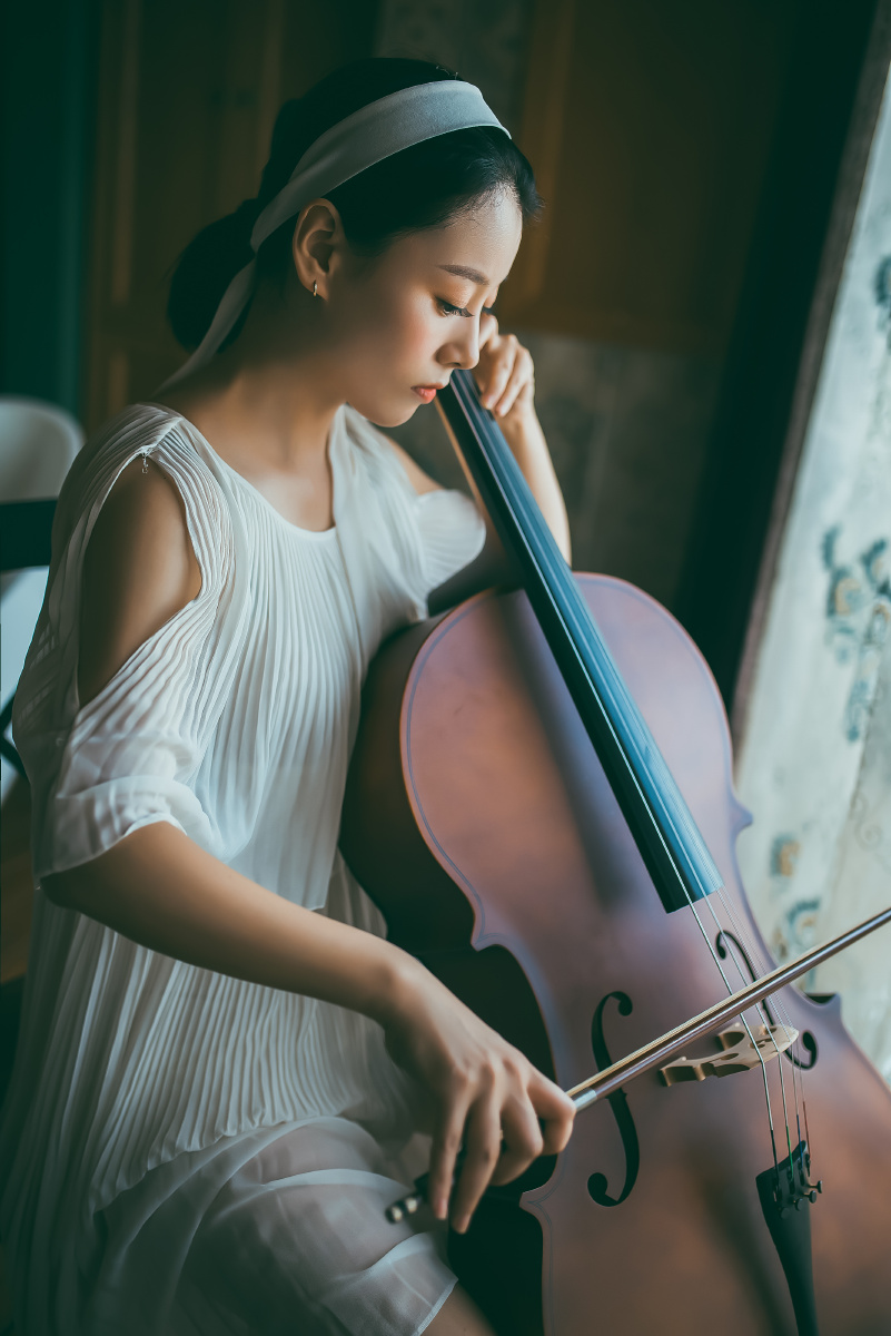 安静的大提琴 - mr_sky - 图虫
