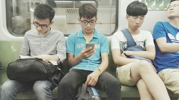 498206
