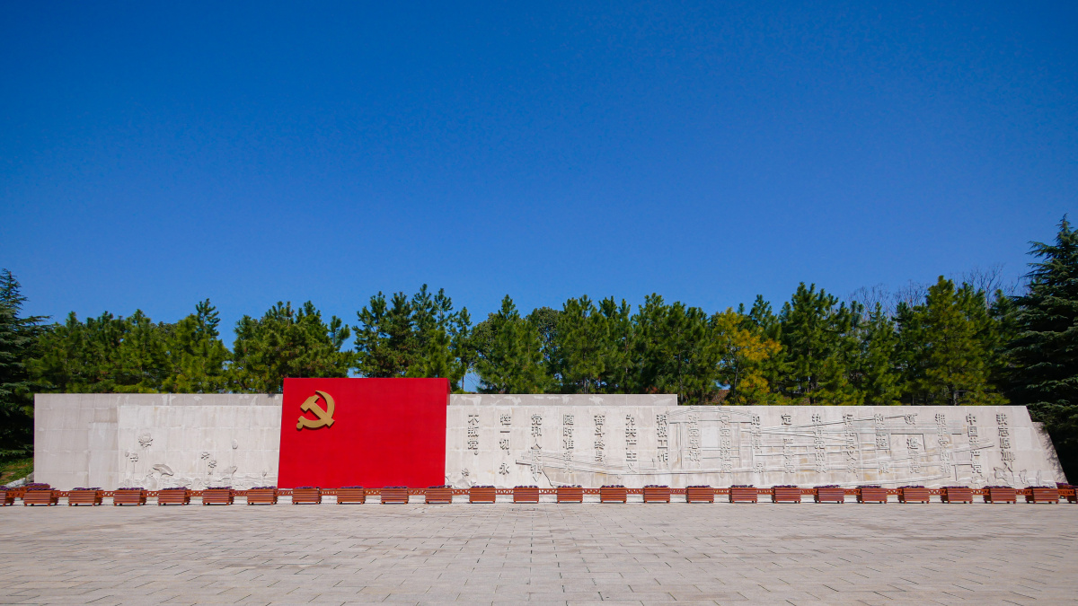 南湖革命纪念馆前广场