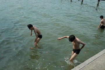 4AD797C7-92DE-4D61-B8F2-13C18424D800/L0/001