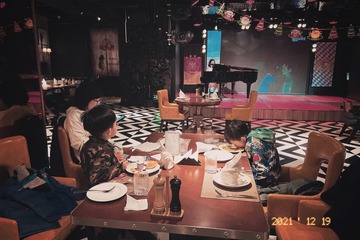 941B3C86-0C83-4E07-A2AA-3CD8924BBC2E/L0/001