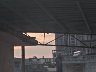 385234