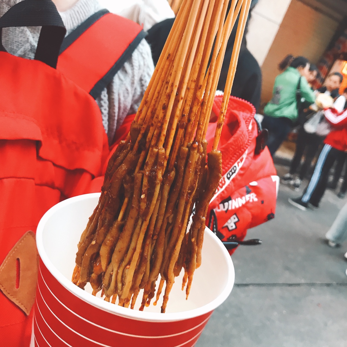 卫龙辣条和魔芋爽制作,卫龙魔芋爽有没有不辣的