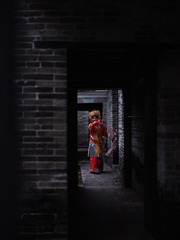 001