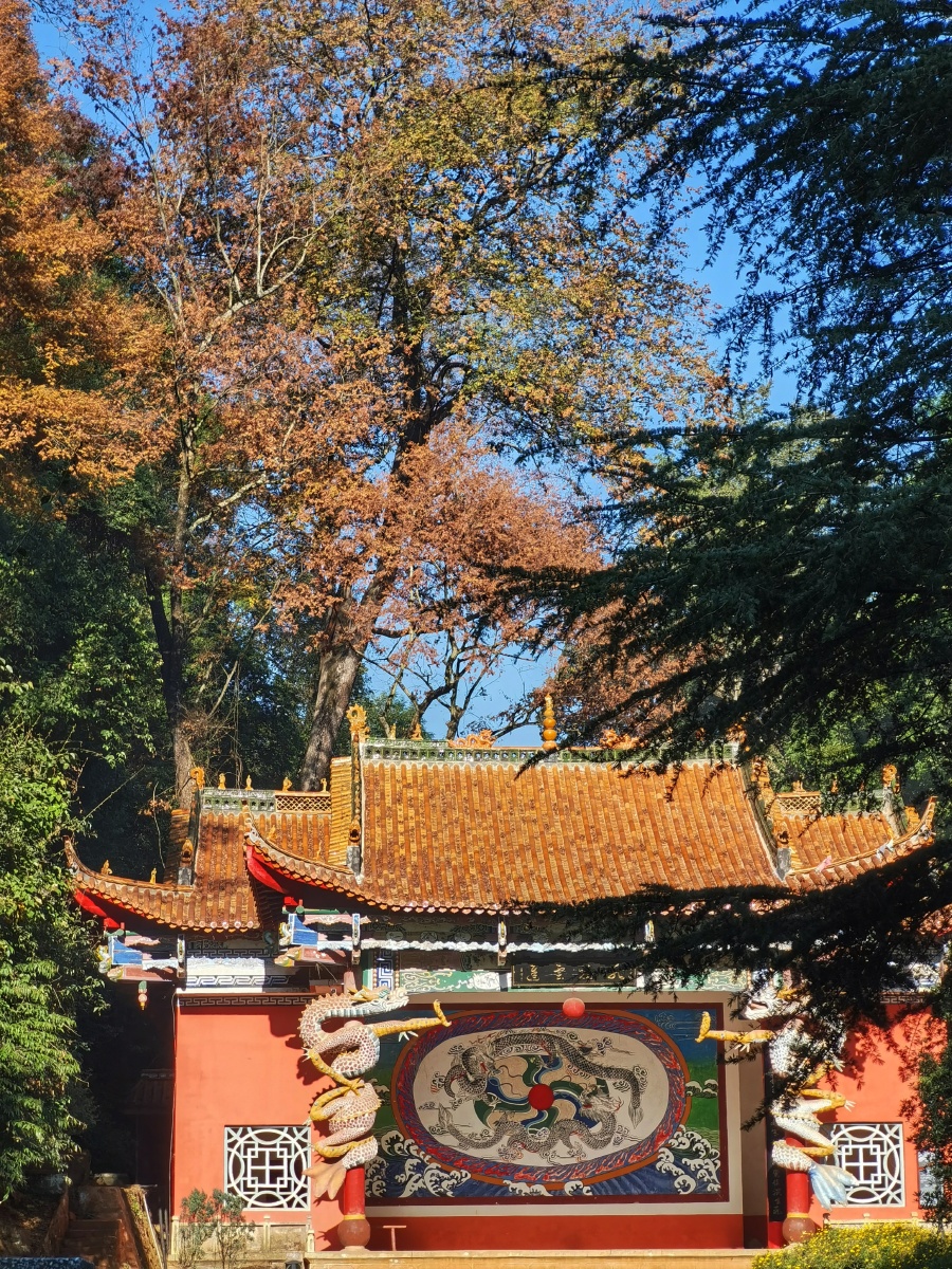 易门古戏台每年二月二龙抬头的主会场